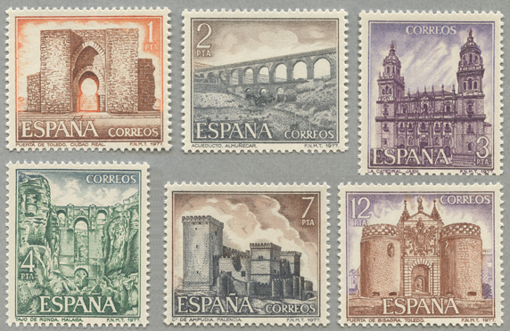 2692 外国切手 スペイン 2015年 国際土壌年 本物の種切手に付き 2692