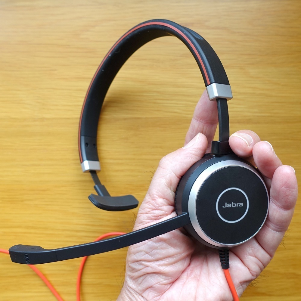 Web会議用に「Jabra Evolve 40 ヘッドセット」を購入しました: （有