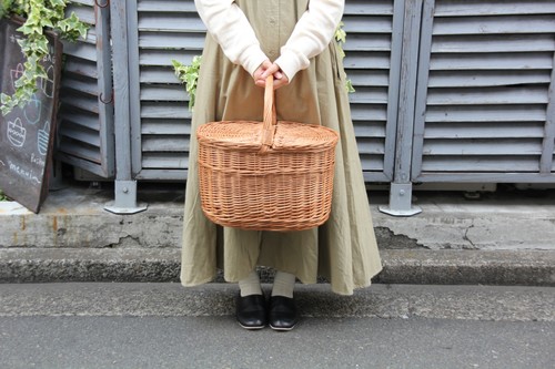 かご・バスケット・雑貨 - menui | 東欧のかご【柳 ワンハンドル