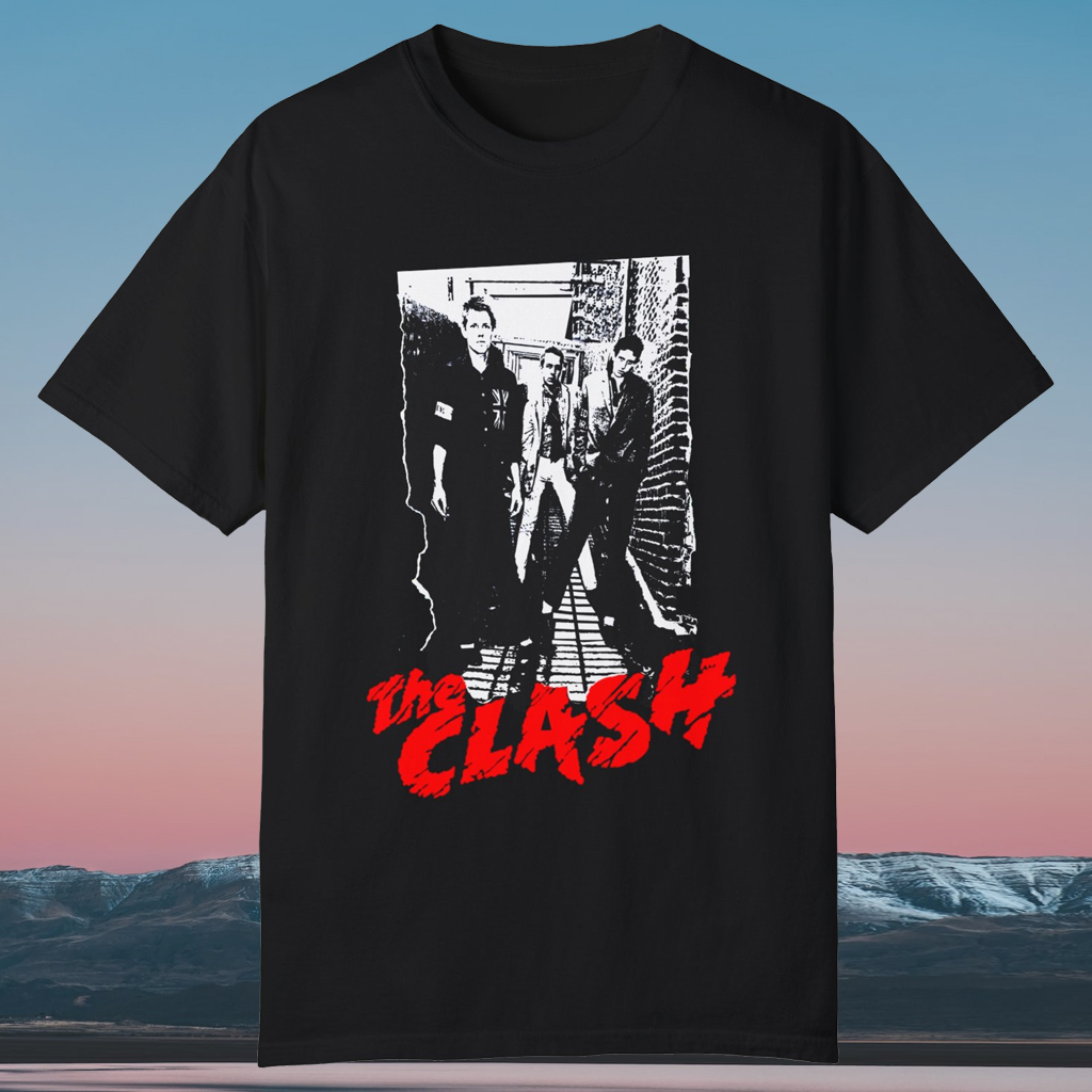 The Clash Album T-shirt - TokoPyramid