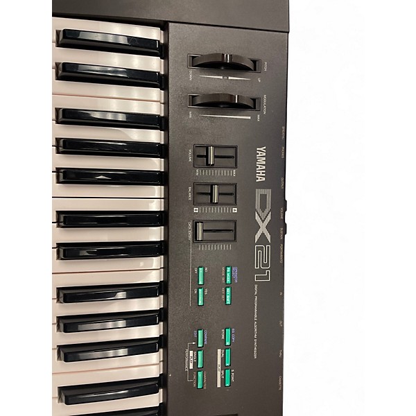 YAMAHA DX21 シンセサイザー