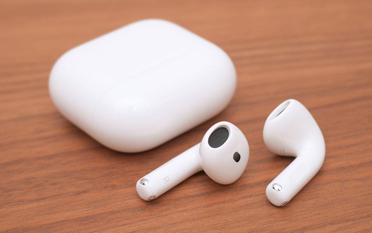 AirPods本体 第4世代 ホワイト AirPods (第4世代)ノイキャン付き 本体