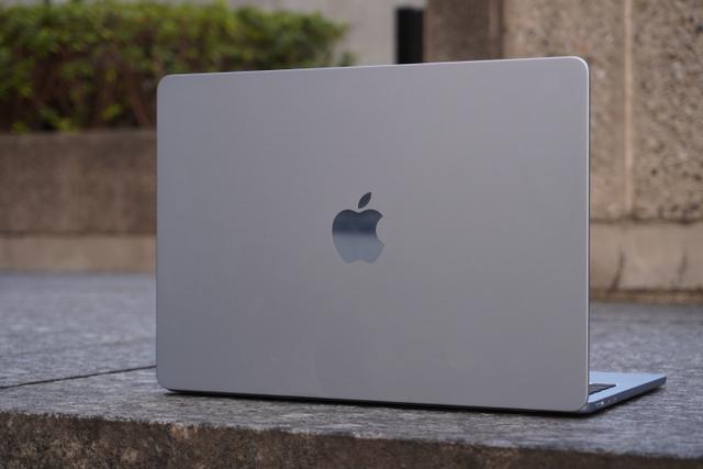 Apple MacBookAir m2 スペースグレー 本体 macbook air スペースグレイ
