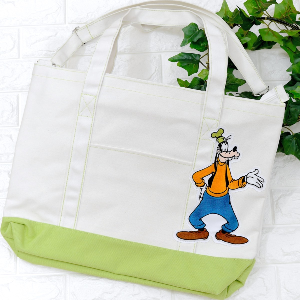 グーフィー 実写 トートバッグ ディズニーランドトート