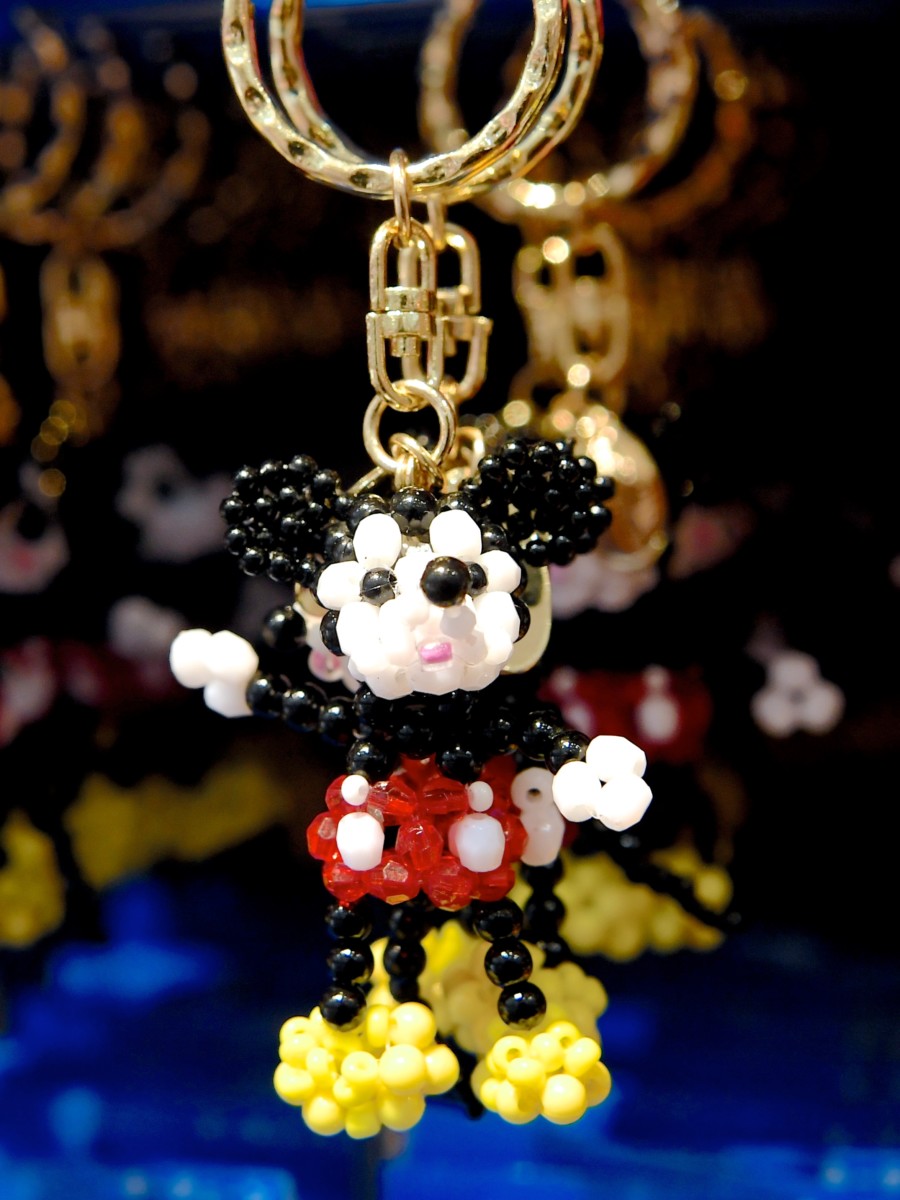 ビーズデザイン！東京ディズニーランド キャラクターキーチェーン -