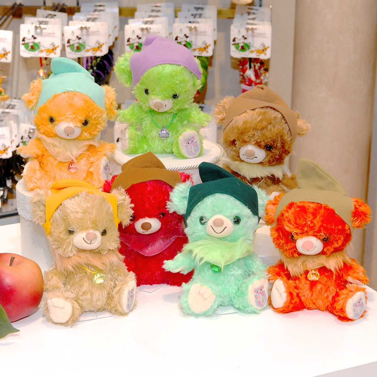 ぬいぐるみユニベア白雪姫7人の小人スリーピージェイドエメラルド