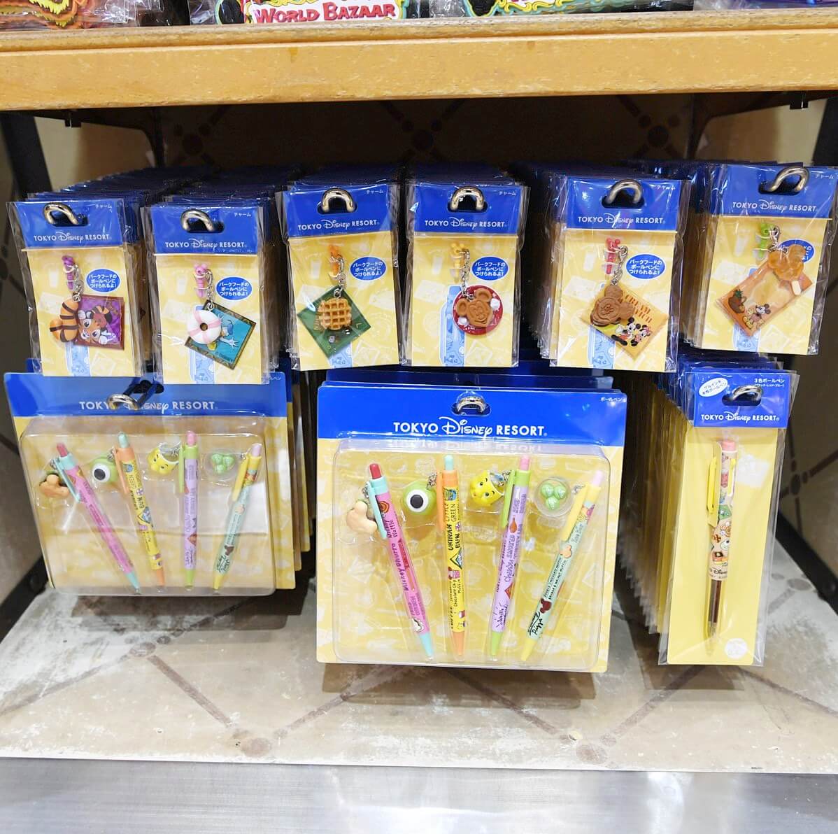 好きなパークフードチャームでカスタマイズ！東京ディズニーランド