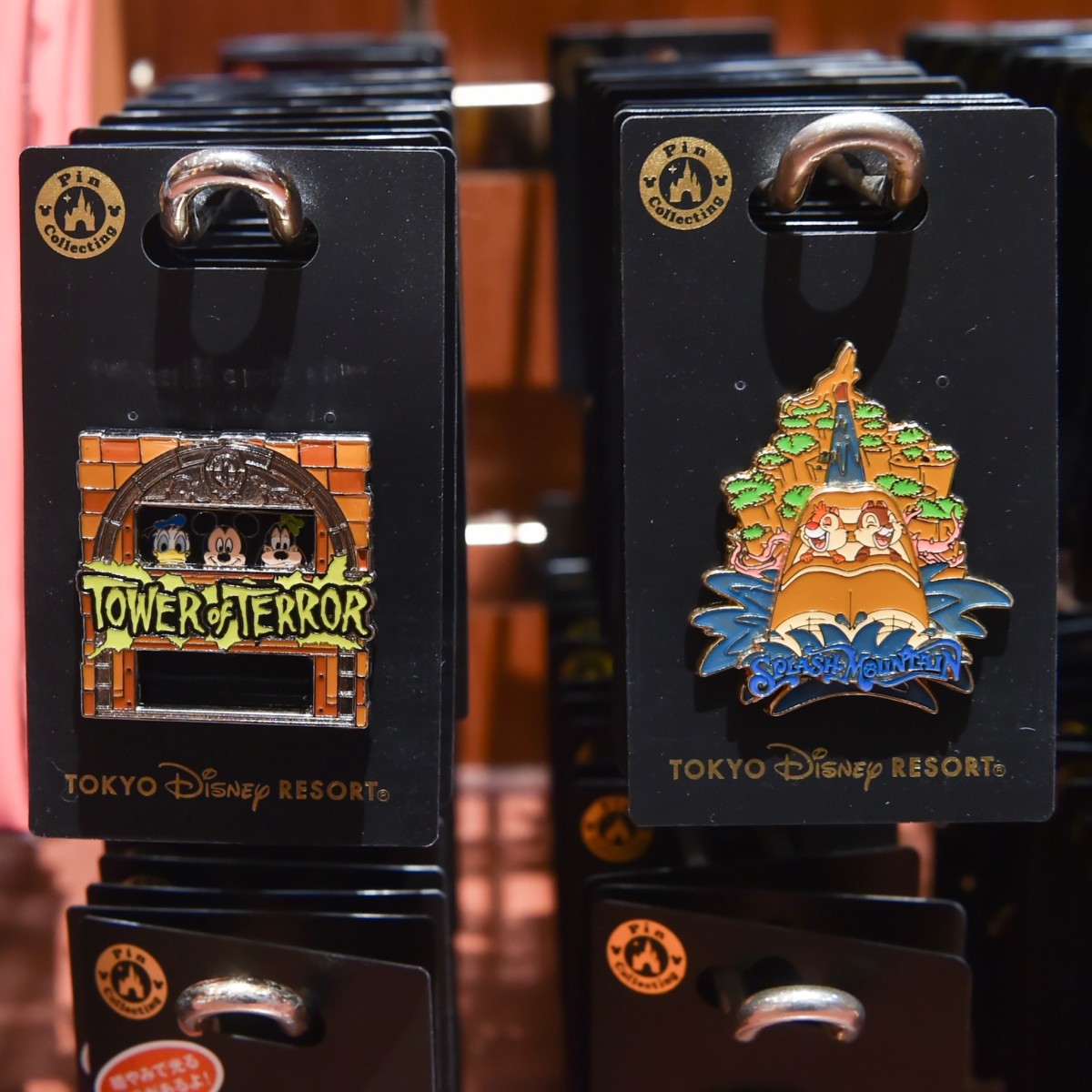 ディズニーランド アトラクション ピンバッジ