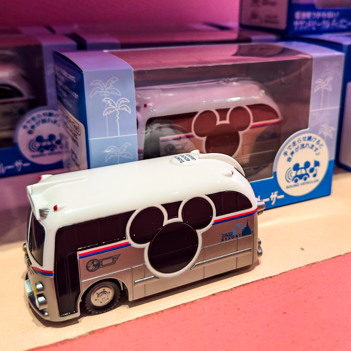 限定 ディズニーリゾートクルーザー 1/43ダイキャストモデル 30周年