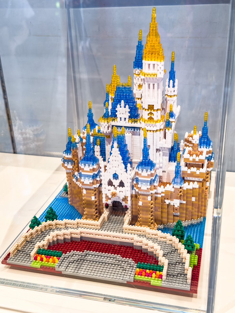 ☆未使用品 Disney ディズニーランド30周年記念ナノブロック