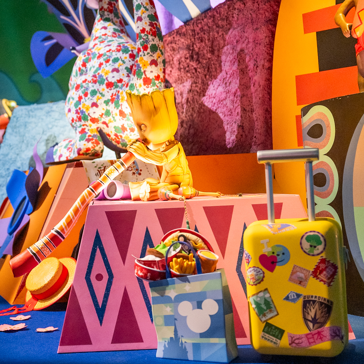 世界中を旅するマーベルキャラクターたちをデザイン！東京