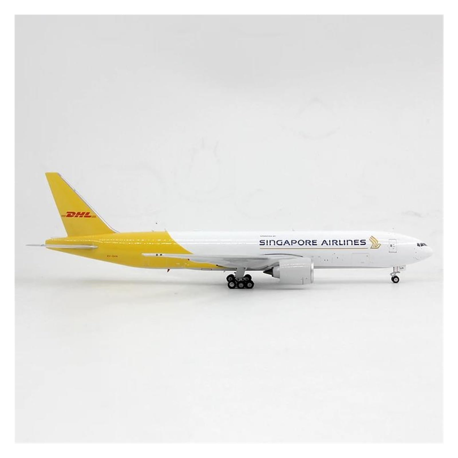 DHL × シンガポール航空 B777-8F 貨物機 1/400 DHL × シンガポール航空