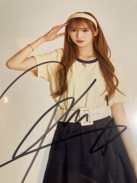 Girls2 山口綺羅 ミュージアム入場特典サイン入り 2枚 ➁ソロ Girls2