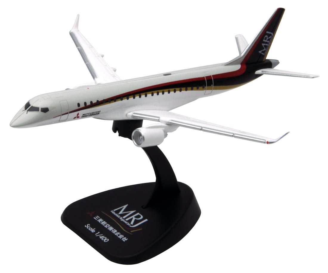 三菱 MRJ 1:100 ソリッド胴体モデル 三菱航空機、MRJの胴体を初公開 10