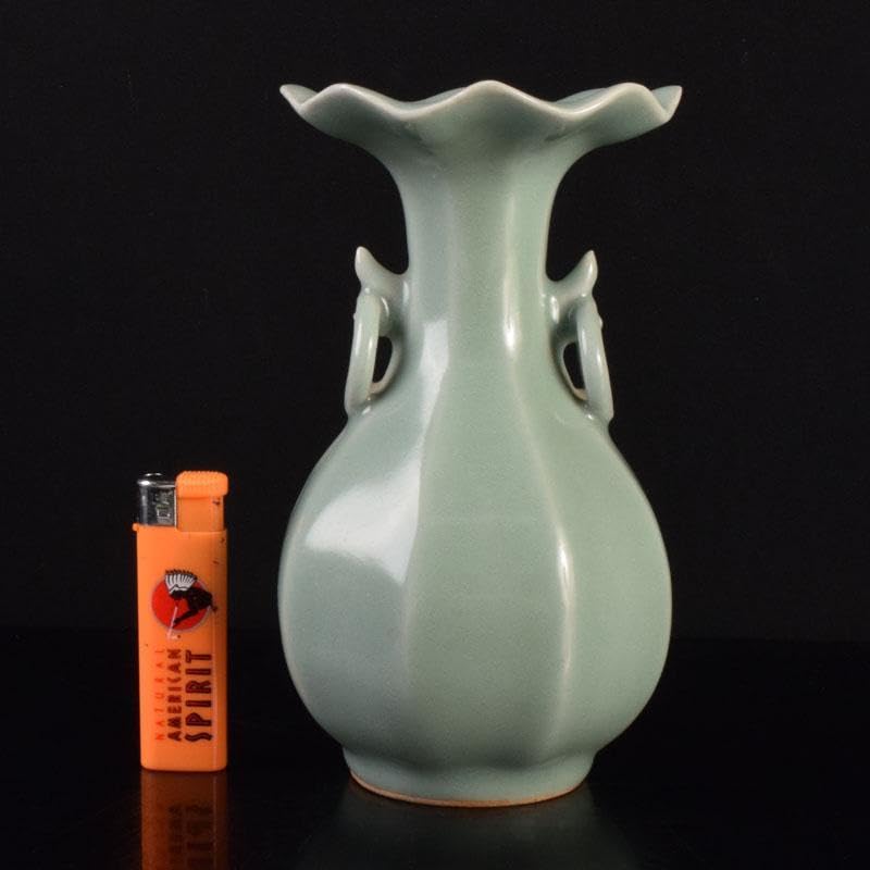 オリベ徳利 石井隆寛作大変お安く出品してしまいました。 片口 白