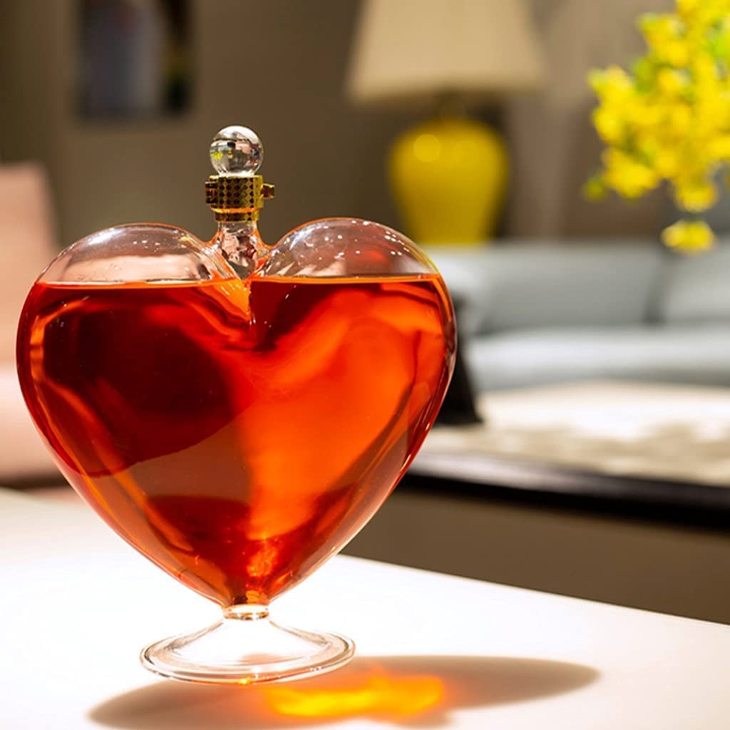 赤色エッチングデザインデカンタ 赤色エッチングデザインデカンタ 葡萄