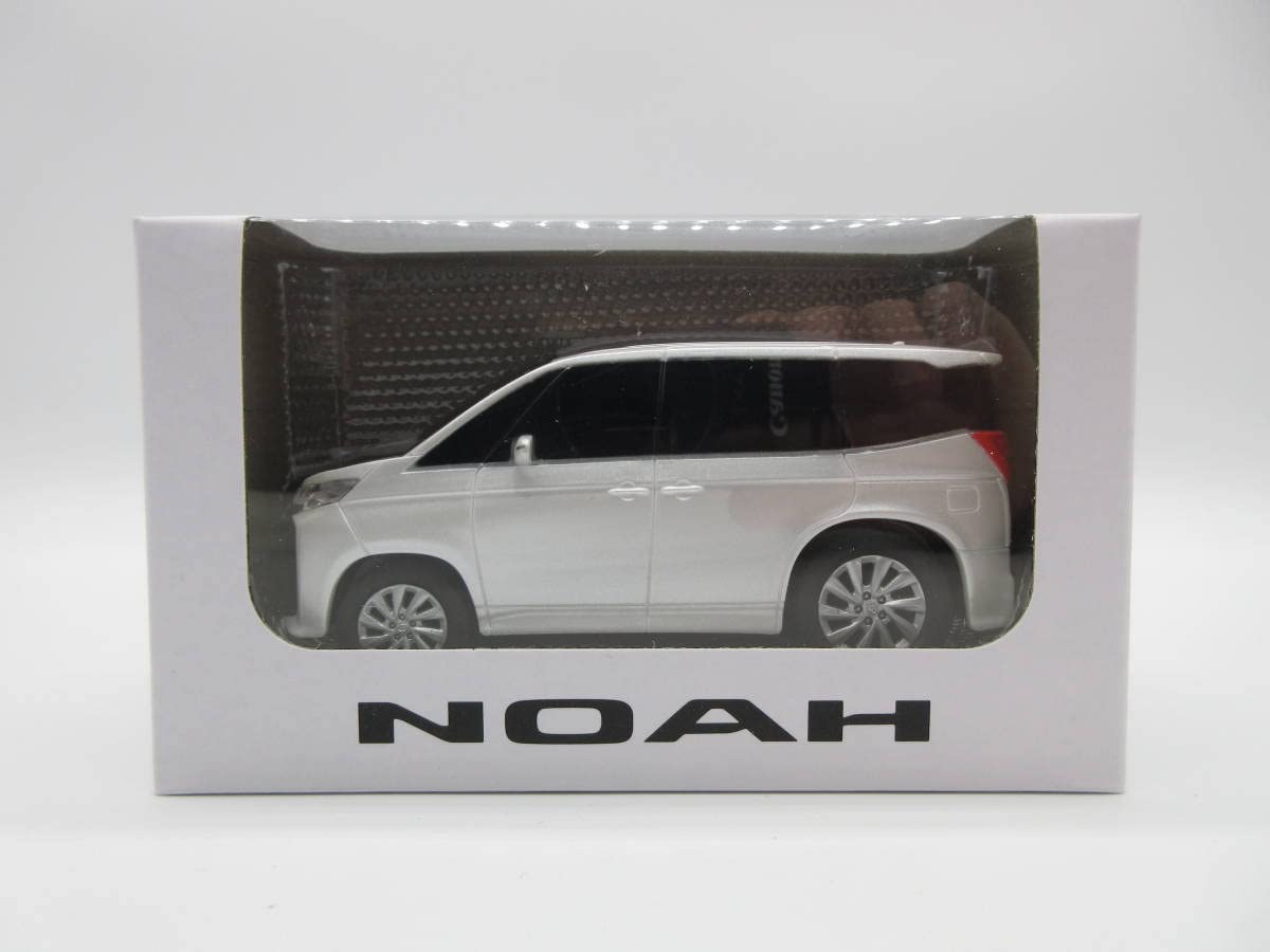 TOYOTA トヨタ NOAH ノア ミニカー ホワイトパールクリスタルシャイン