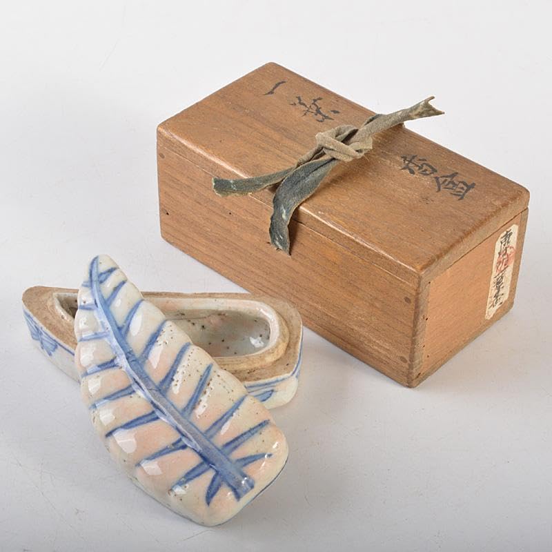 中国 古染付 一葉香合 時代箱 M R7144 【公式通販】