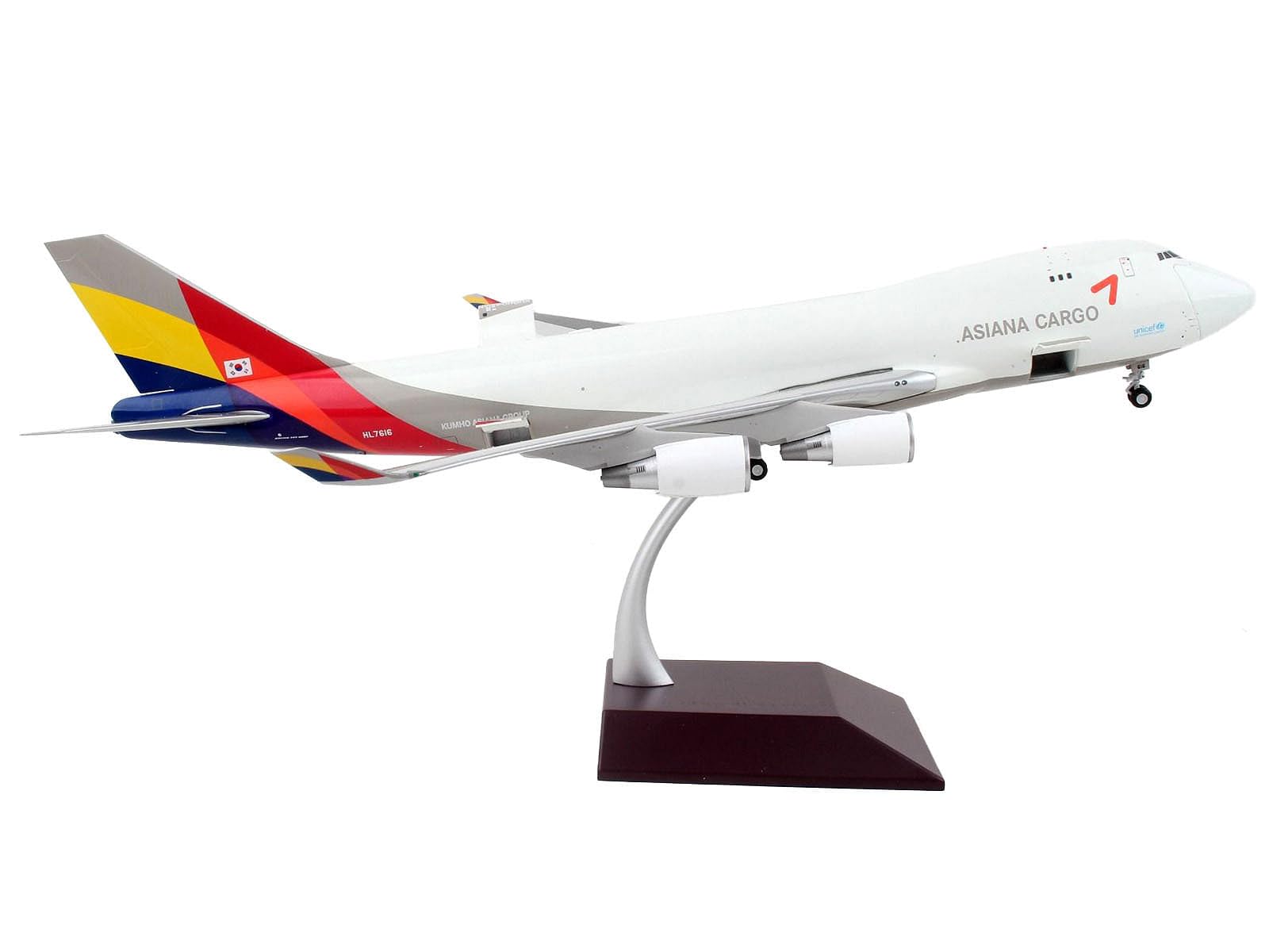 Amazon.com: GeminiJets Asiana Cargo Boeing 747-400F HL7616; Scale