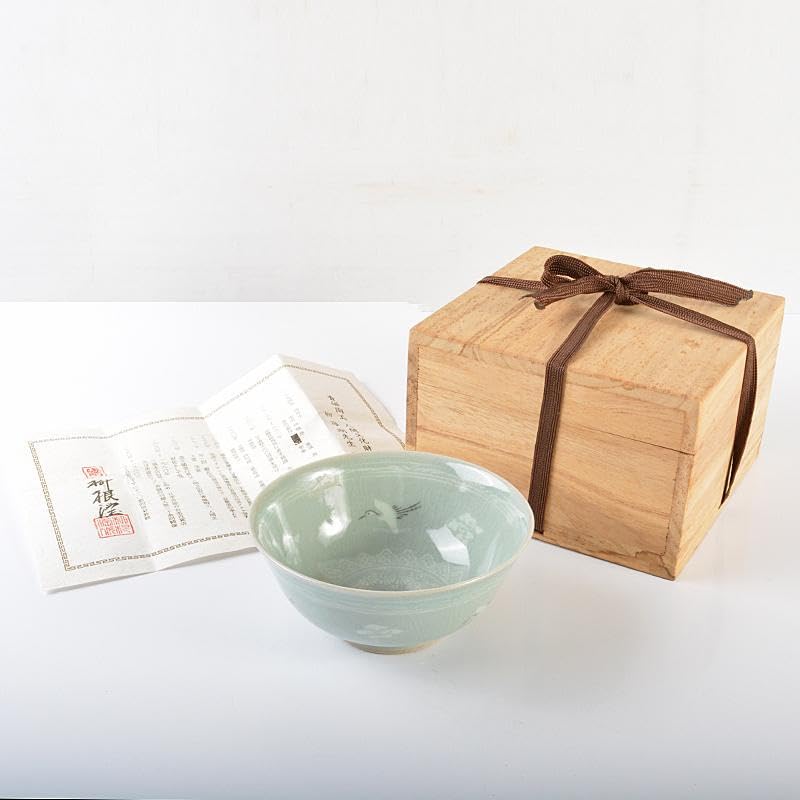 韓国人間文化財柳海剛（柳根瀅）作象嵌花文茶碗共箱FR5974