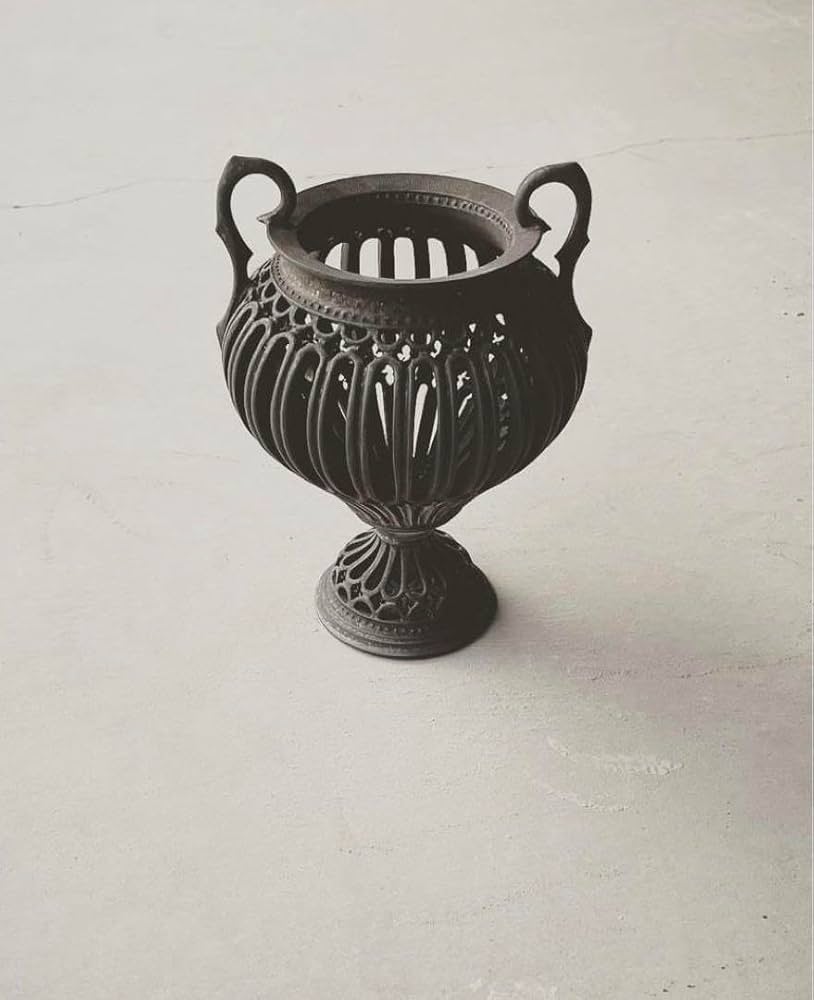 陶芸家 伊藤剛俊 黒 器 透かし彫り 陶芸家 伊藤剛俊 黒 器 透かし彫り