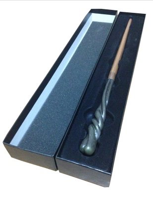 Amazon.co.jp: ネビル ロングボトム 魔法の杖 USJ 公式 限定 商品