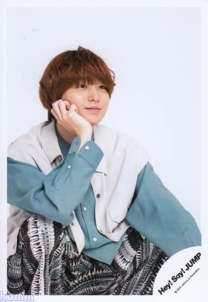 Amazon.co.jp: Hey! Say! JUMP 公式生写真（伊野尾慧）HAL00682 : おもちゃ