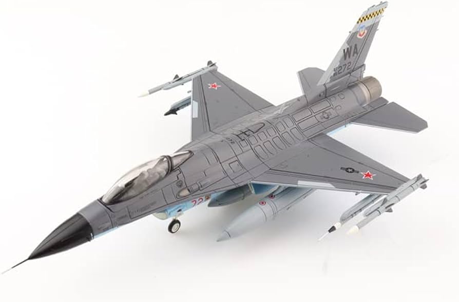 本体未開封】HOBBY MASTER F-16 Fighting Falcon Amazon.com: Hobby