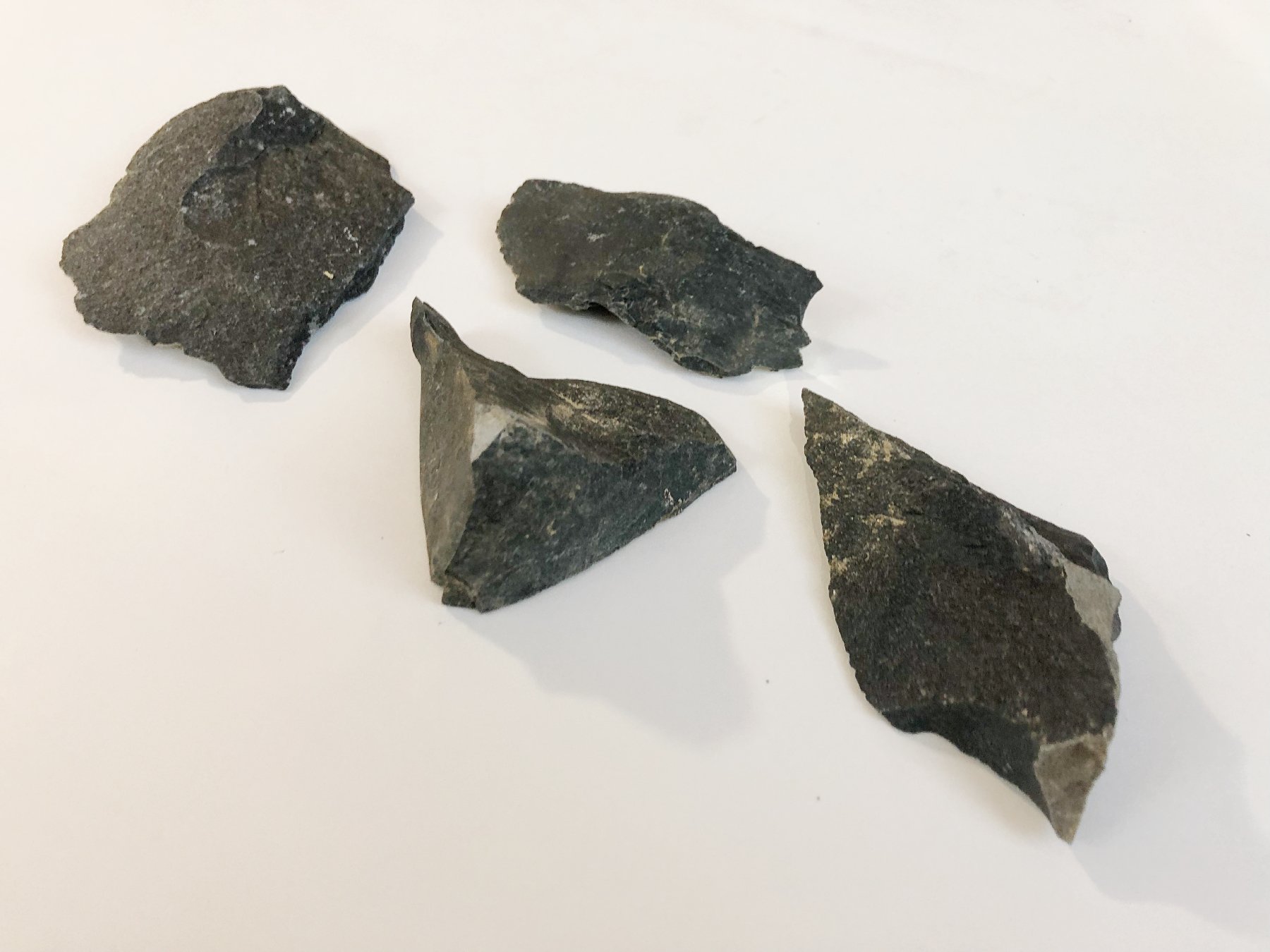 サヌカイト 石器 392 有舌尖頭器 原始時代模写 サヌカイト 石器 392 有