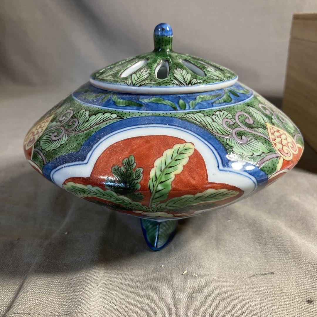 源右衛門】古伊万里の伝統 日本の名窯 舘林源右衛門作 染付濃根菜