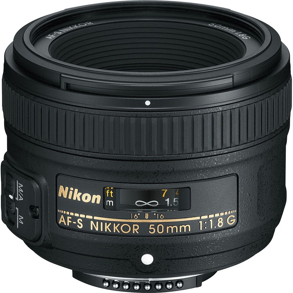衝撃の大幅値下げ！ 新品同様 D700 S数9450回 単集点50m 1.8