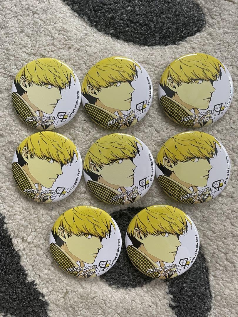 ペルソナ4 主人公 鳴上悠 FIFS 缶バッジ 21個セット ペルソナ4 主人公