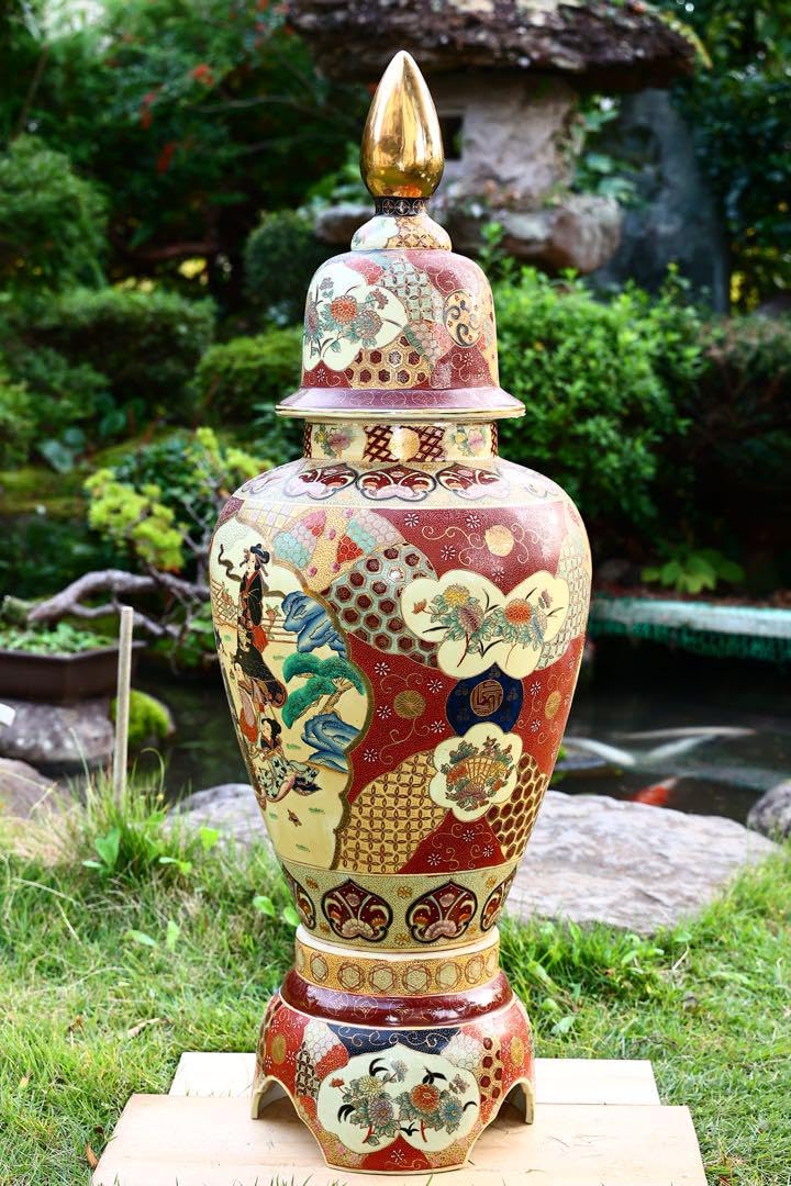 希少品薩摩焼 壺 沈香壺 花瓶 金彩 芸術品 壺 花瓶 蓋付き高さ410mm