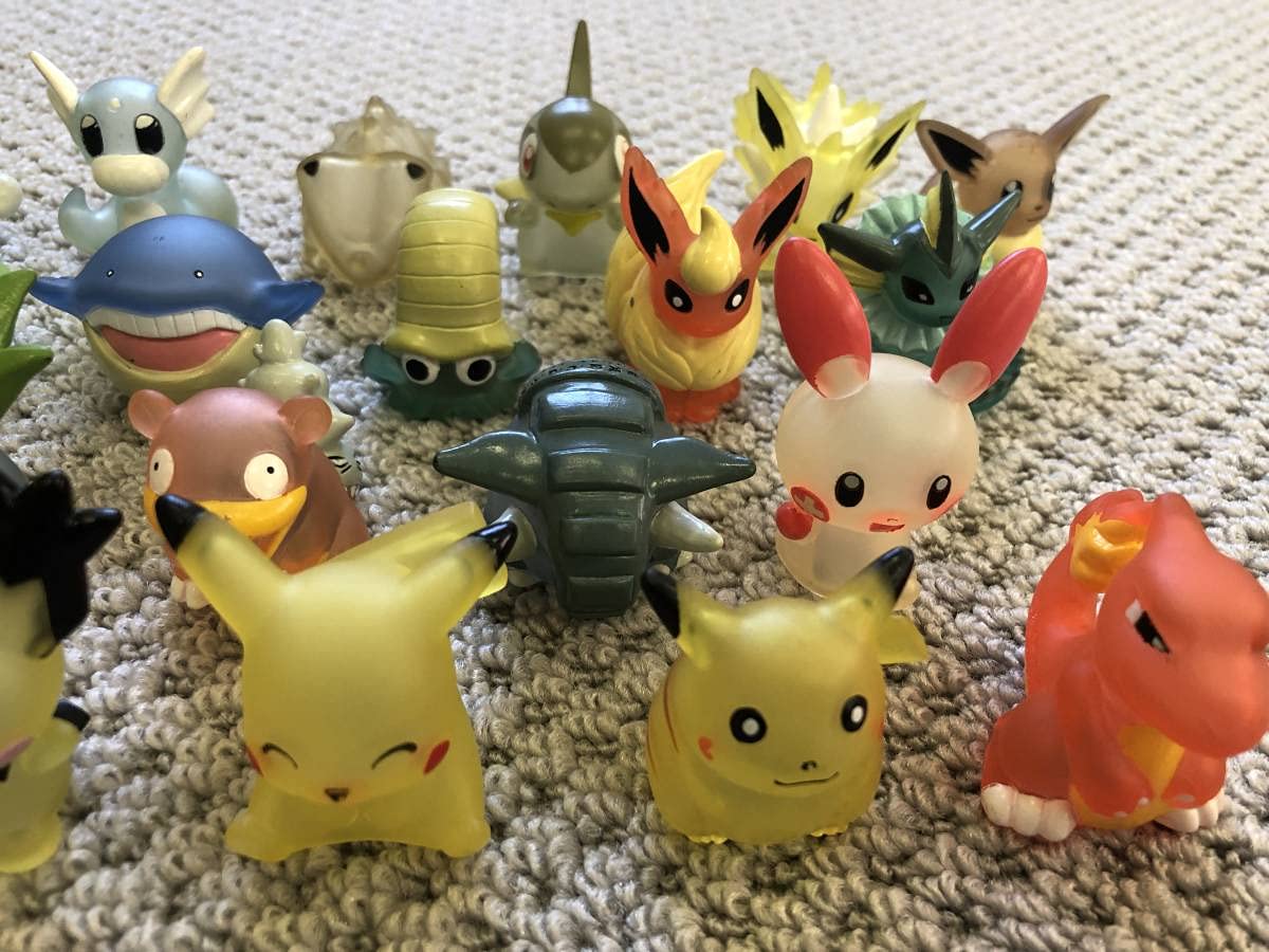 Amazon.co.jp: ポケモンミニフィギュアまとめ大量蓄光クリアポケモン