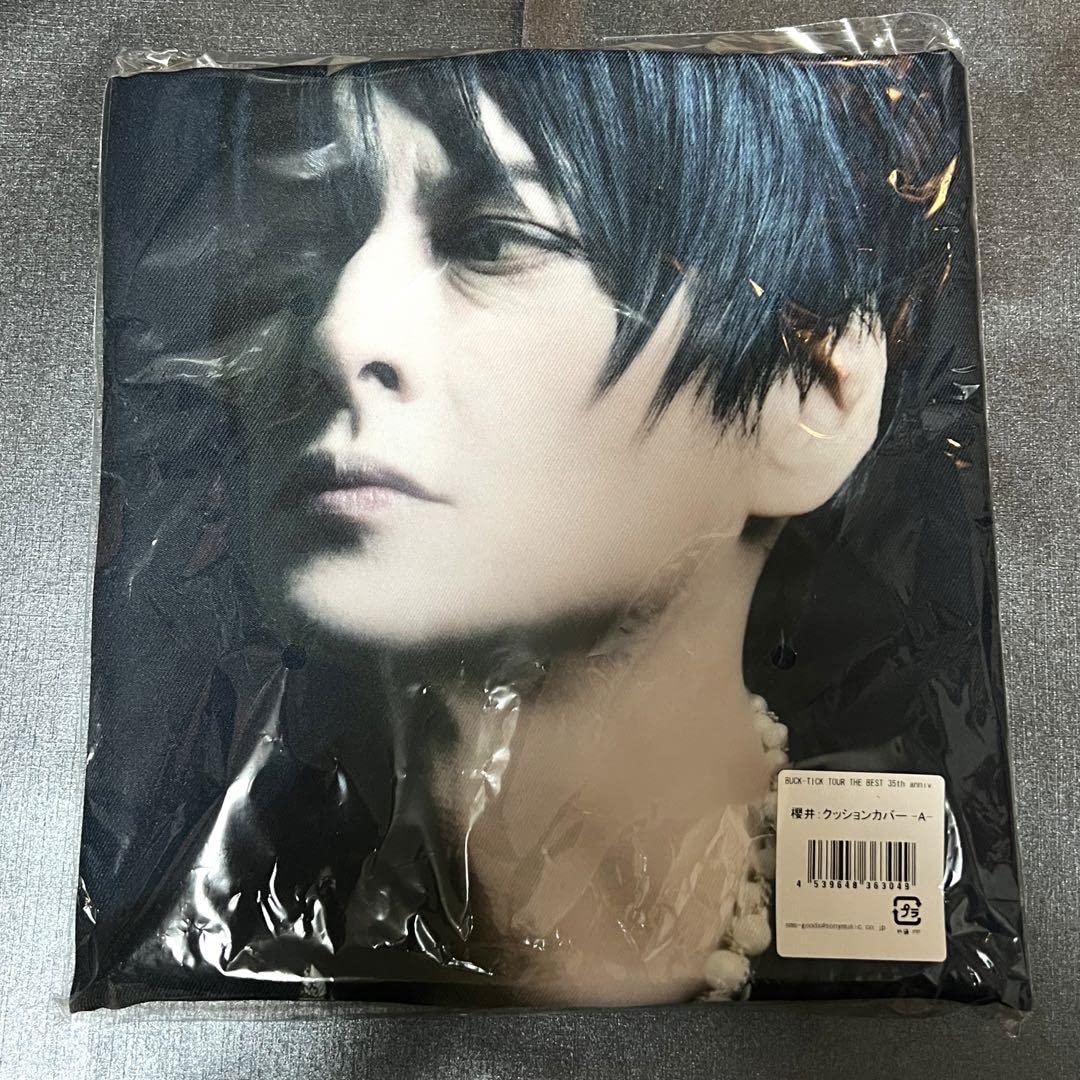 BUCK-TICK 櫻井敦司 クッションカバー セット Amazon.co.jp: 櫻井敦司