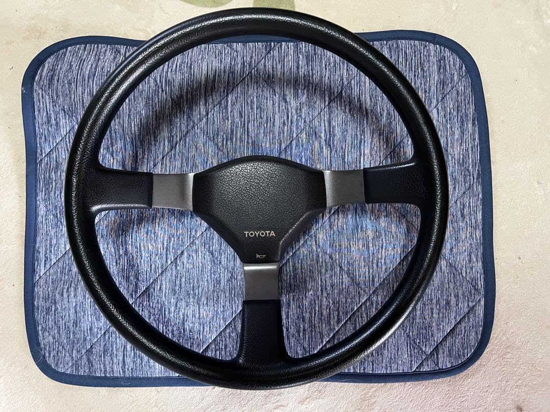 AE86 純正ハンドル