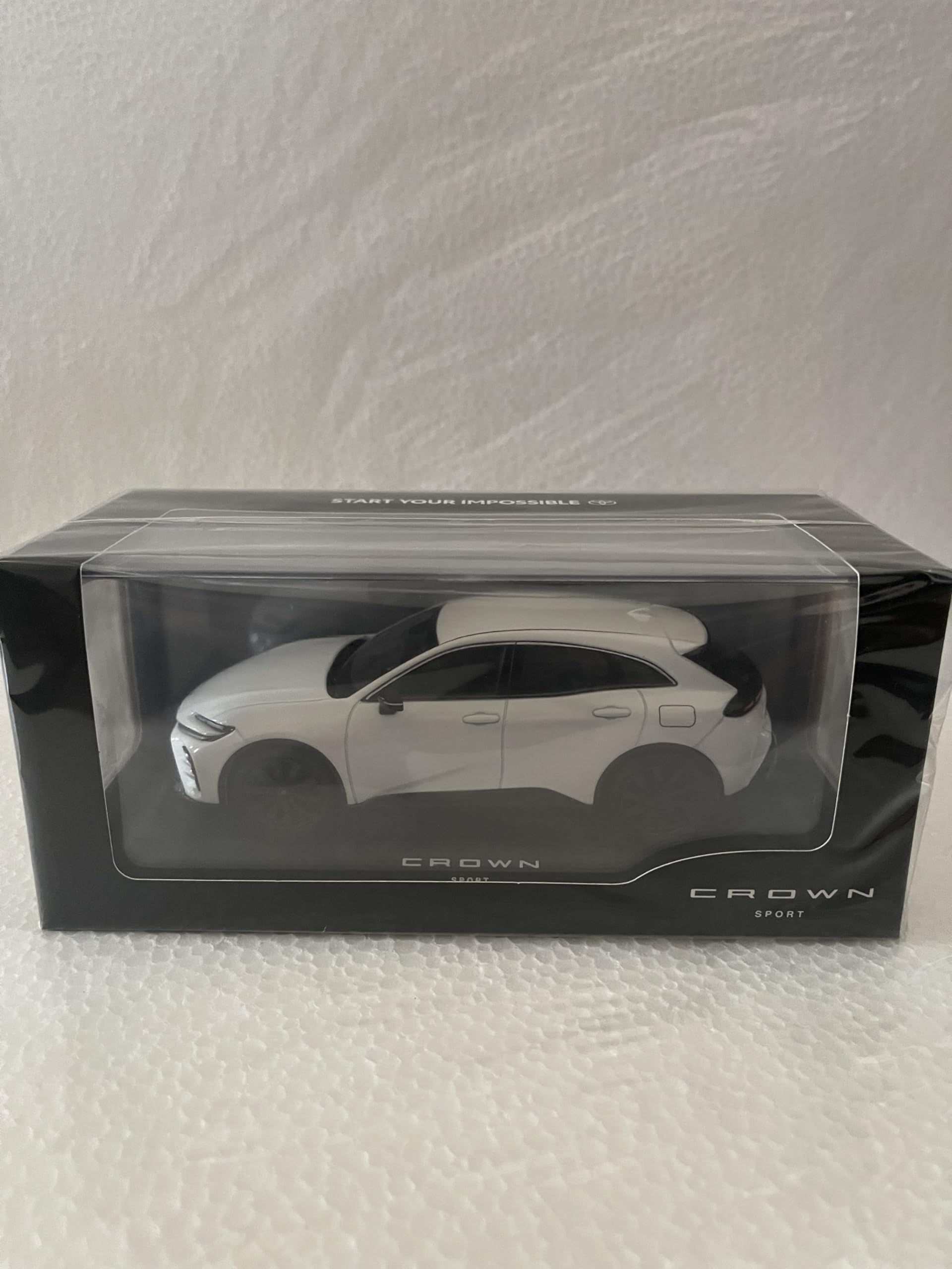 Amazon.co.jp: 1/30 トヨタ 新型クラウンスポーツ SUV カラーサンプル