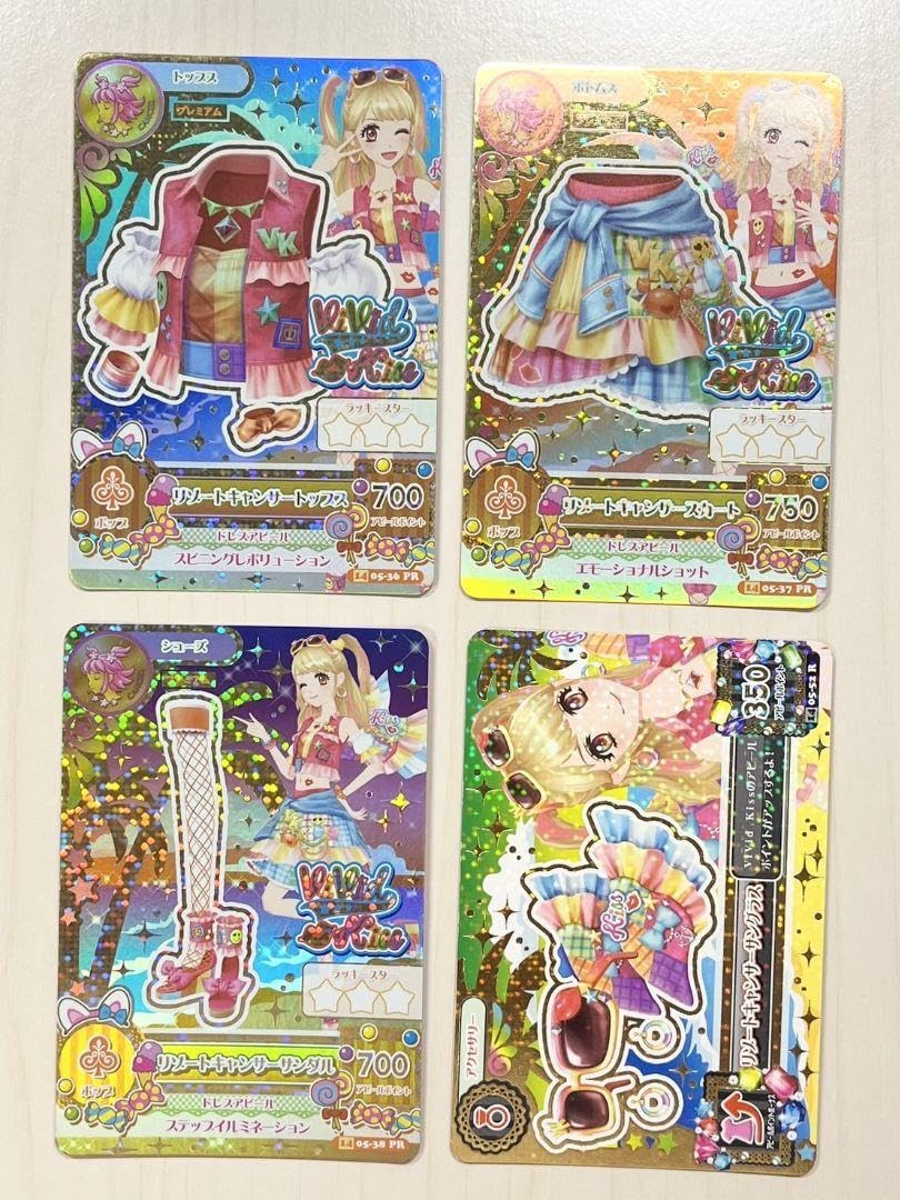 アイカツカード 4枚セット ホログラム加工 夏樹みくる アイカツカード