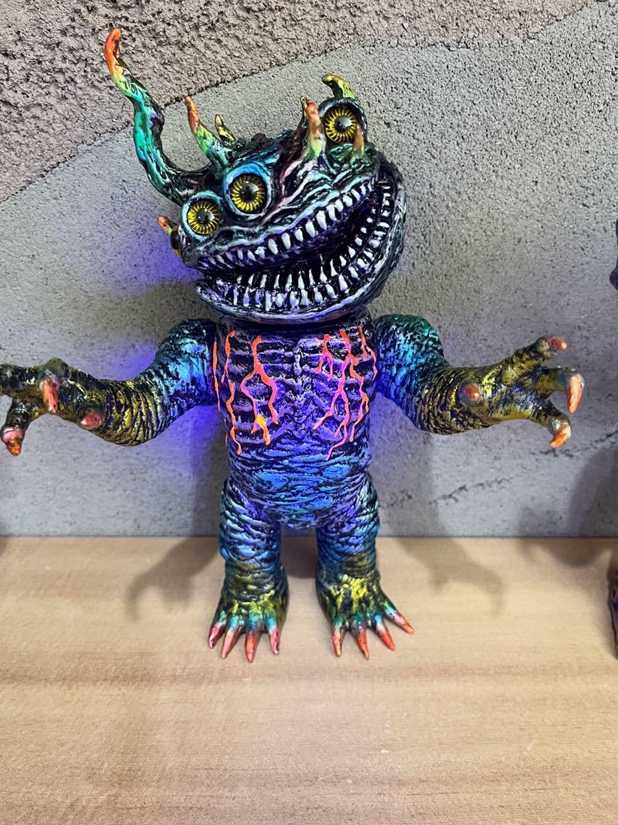 蓄光ギガラメスカルヘッドバット2体セットソフビ