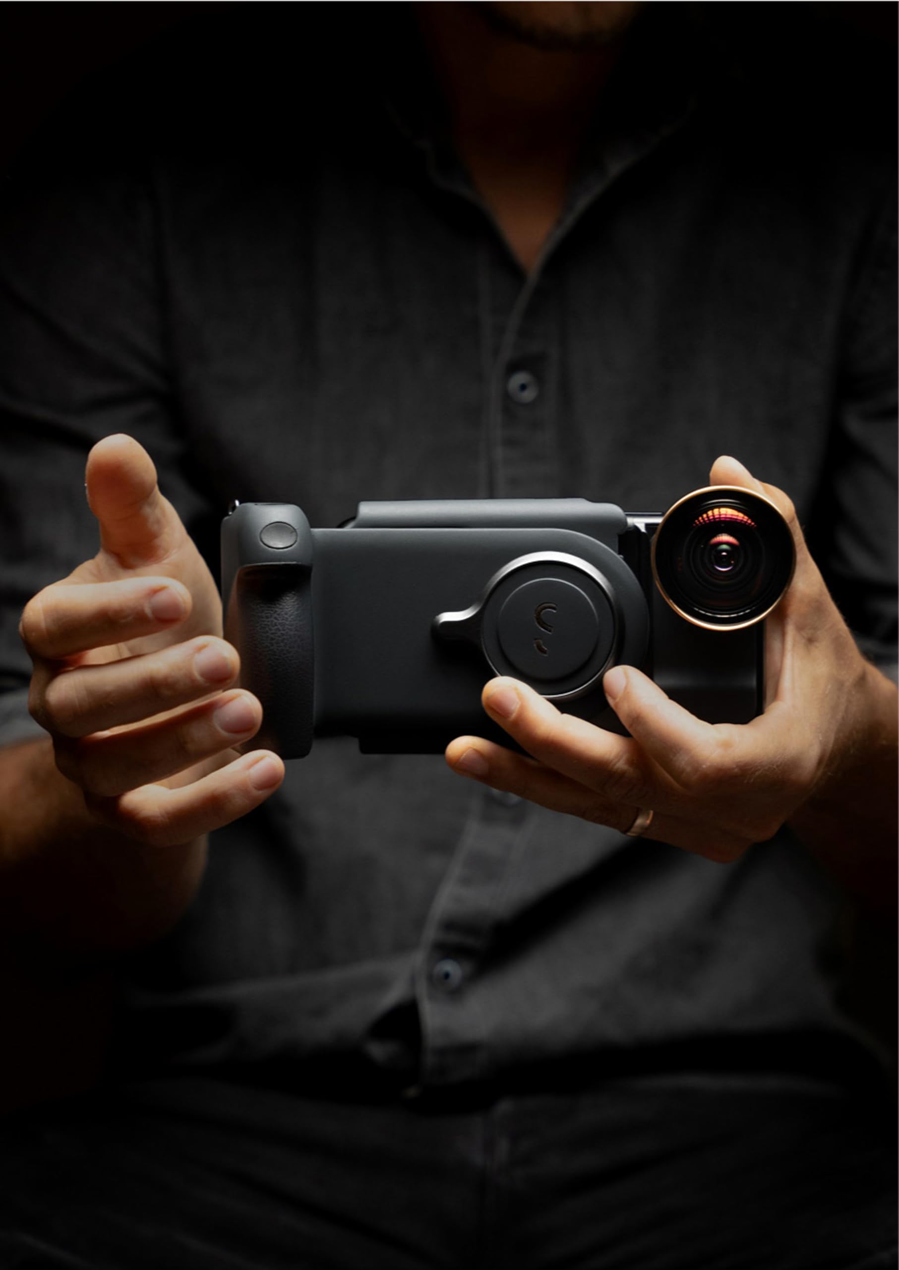 ShiftCam ProGrip Charging Smartphone Grip Starter Kit, Charcoal