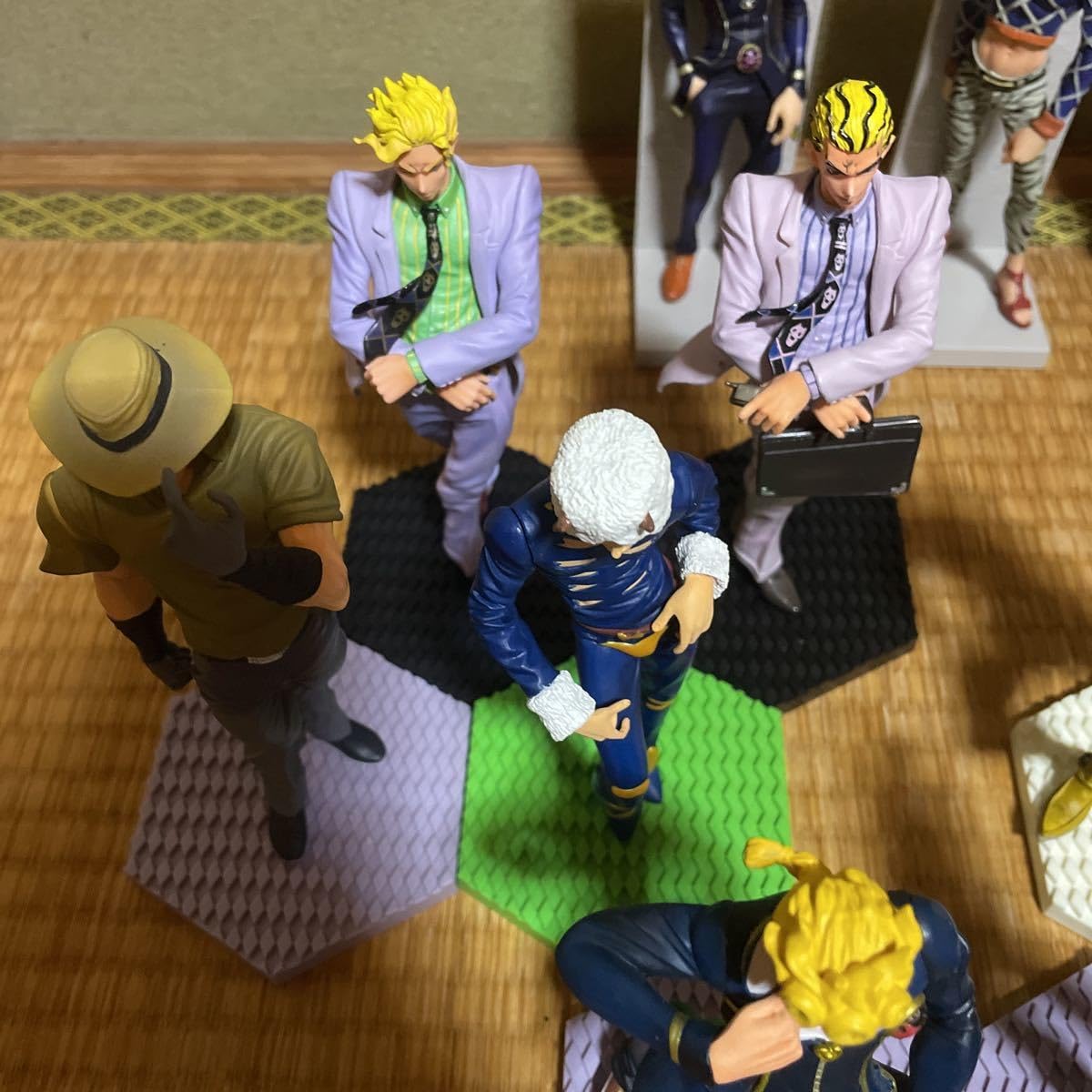 ジョジョの奇妙な冒険 DX フィギュア 1部〜7部19種 まとめ売り レア