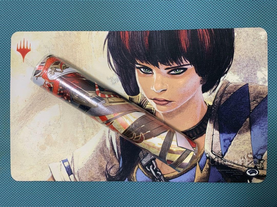 Amazon.co.jp: 世界50枚限定 MTG プレイマット 匈歌ハトリ 神を討つ