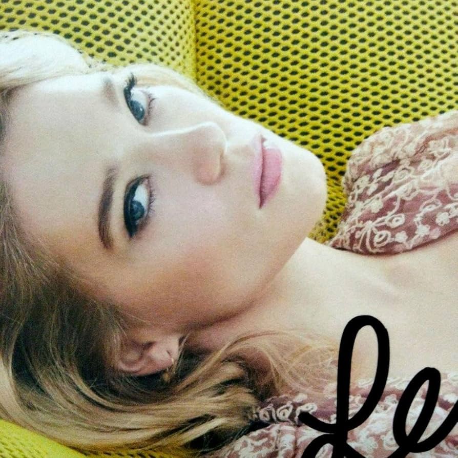 Amazon.co.jp: レアセドゥ直筆サイン入り2Lサイズ写真… Léa Seydoux