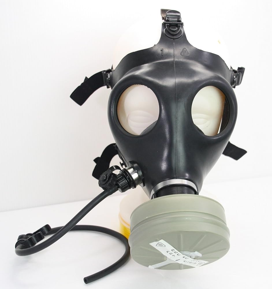 Amazon.co.jp: ガスマスク イスラエル軍仕様 NBC(核/生物/化学)対応