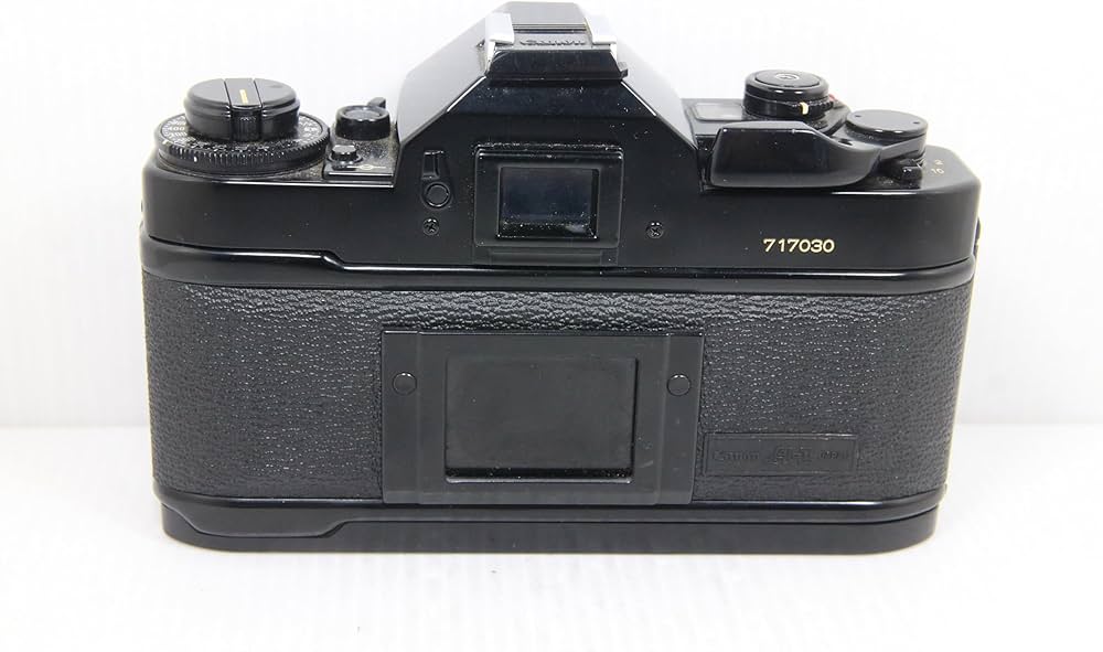 Canon A-1 フィルム一眼レフカメラ ズームレンズ付き 50-135mm Canon A