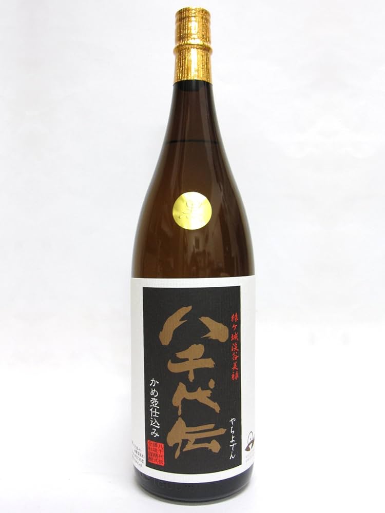 Amazon.co.jp: 八千代伝 黒麹 芋焼酎 25度 1800ml : 食品・飲料・お酒