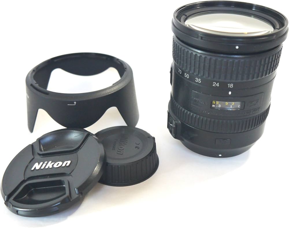 Amazon | Nikon 高倍率ズームレンズ AF-S DX NIKKOR 18-200mm f/3.5