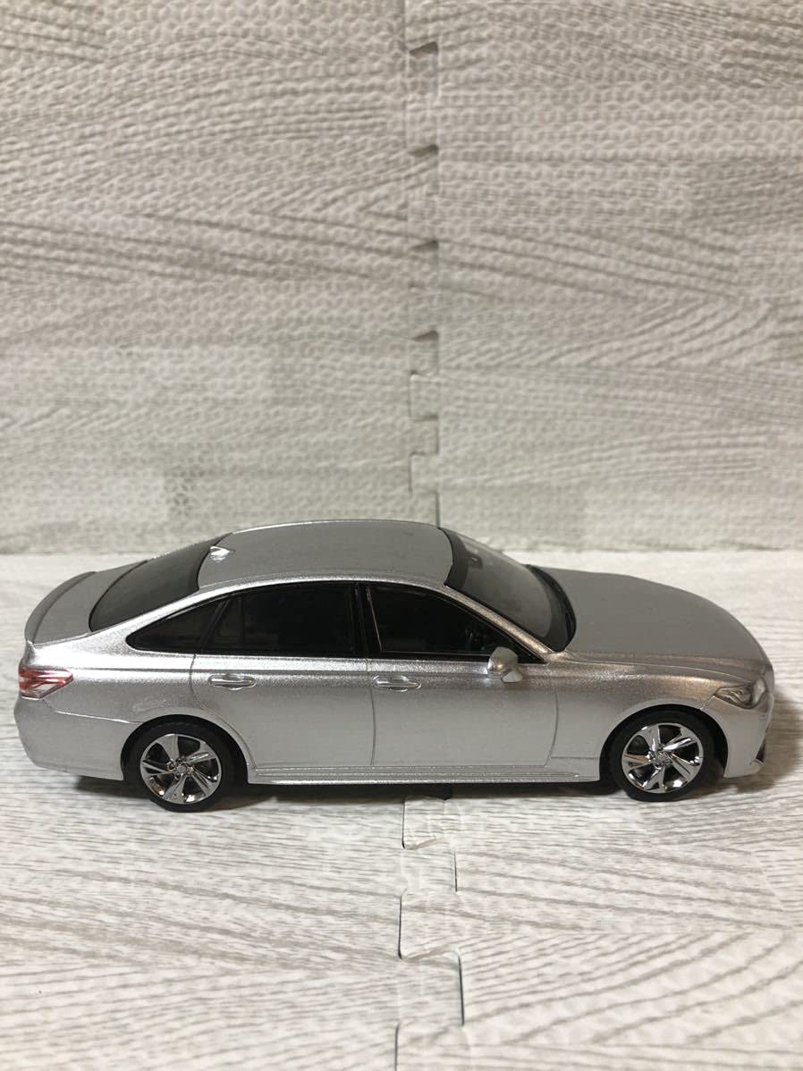 1/30 トヨタ 新型クラウン CROWN RS Advance カラーサンプル 非売品