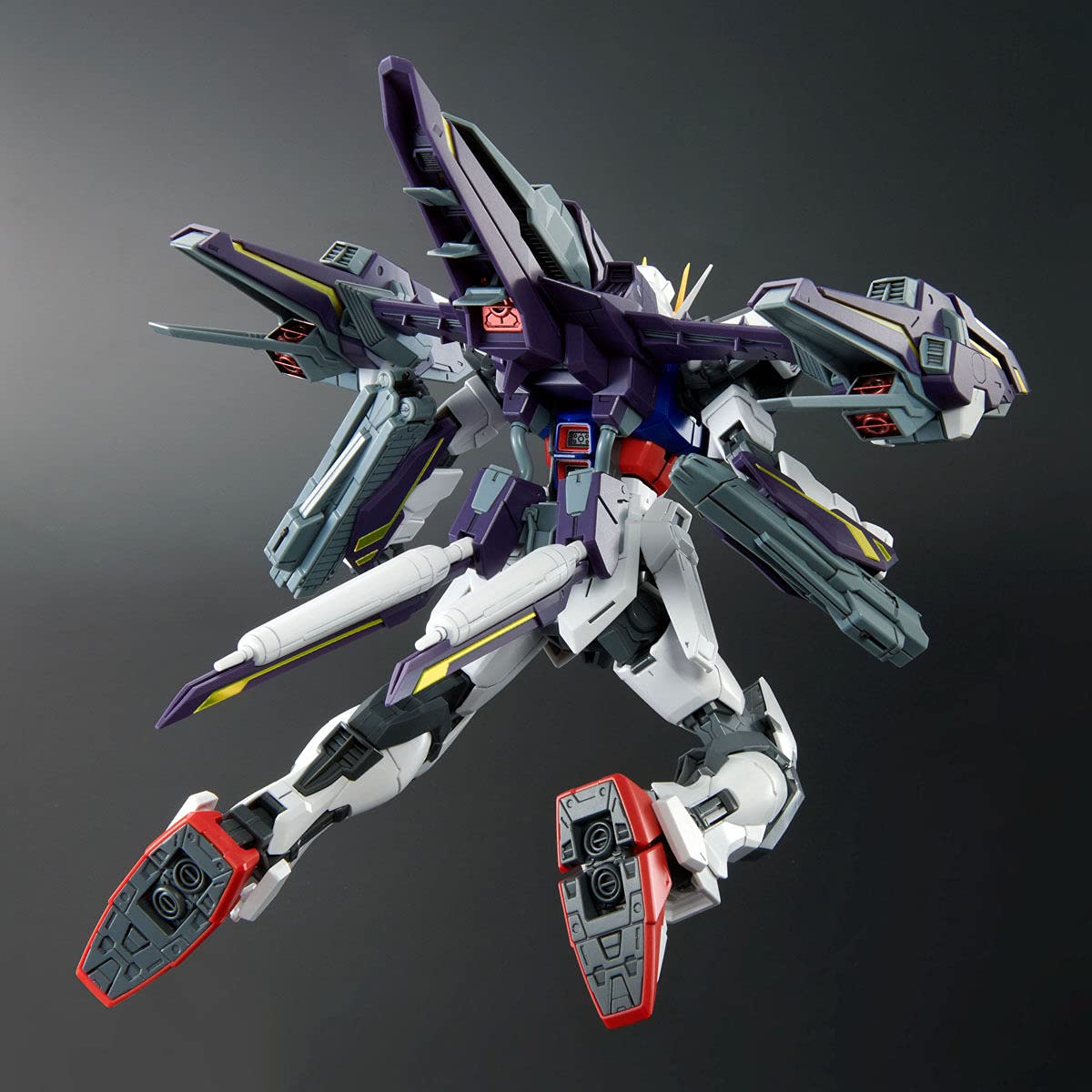 ガンプラ MG ライトニングストライクガンダム 未組立 Amazon.co.jp: MG