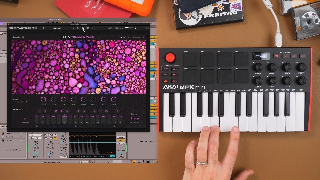 Amazon.com: Akai Professional MPK Mini MK3 25 Key USB MIDI